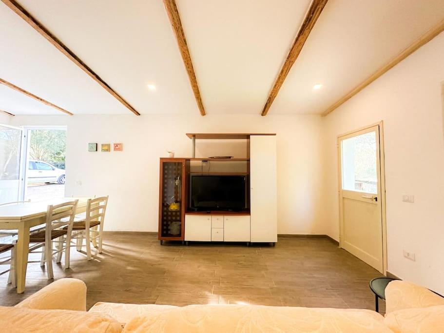 Relax House 5 Min Dal Mare Parcheggio+wifi Appartamento *